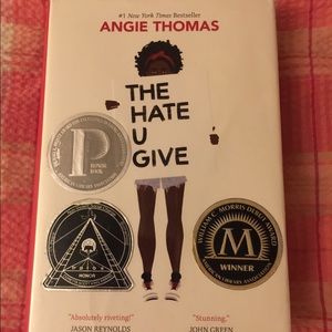 Novel “The Hate U Give”